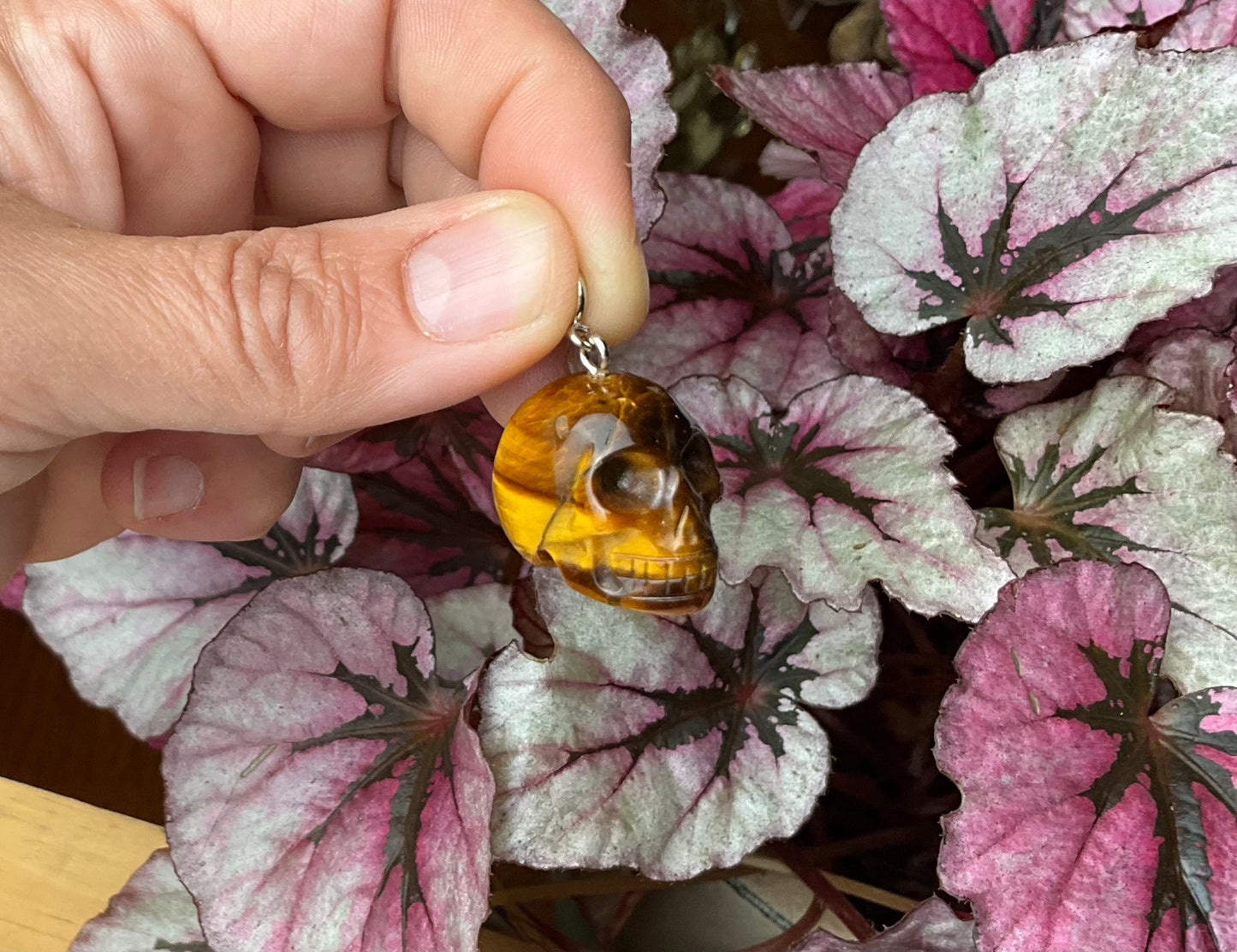 Tiger’s Eye Skull Pendants/Charms