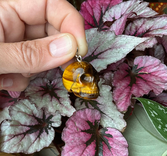 Tiger’s Eye Skull Pendants/Charms